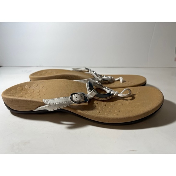 Vionic White and Tan Sandals with Silver Accents - Picture 4 of 7